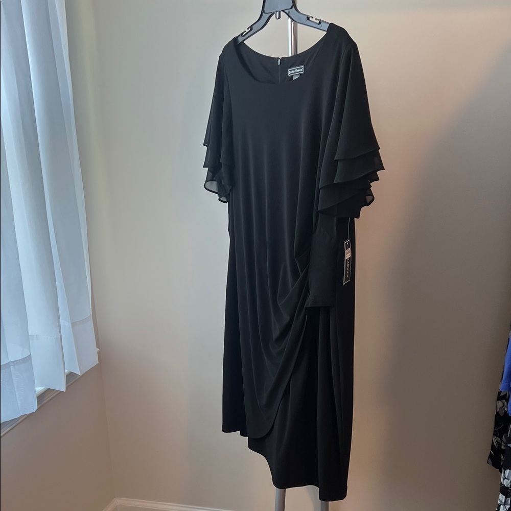 Jessica Howard Black Layered Midi Dress